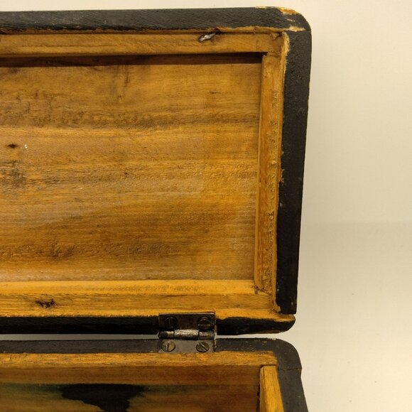 Antique Camphor Wood Intricately Hand Carved Box Jewelry Trinket Early 1900's - Picture 15 of 16